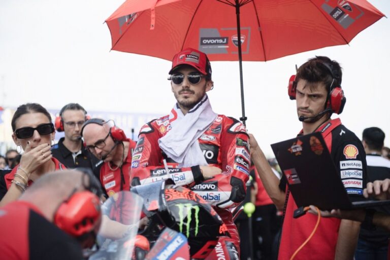 wp_dl_5738_dvukratnyj-chempion-motogp-banyaya-prisoedinitsya-k-aprile-v-2027-godu_17823805442130948729