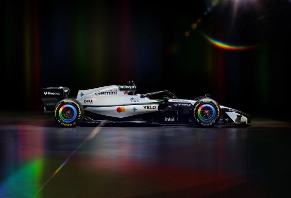 McLaren выкрасит MCL40 в цвета машины 1966 года